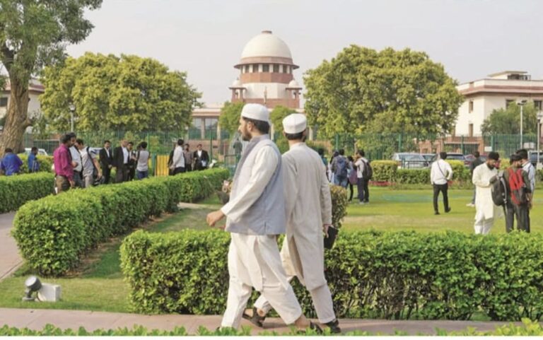 وقف ایکٹ 2025: عدالت کا عبوری حکم اور بڑھتے خدشات