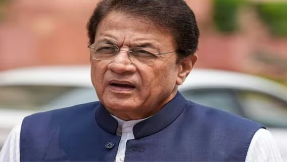 مساجد و مدارس میں سی سی ٹی وی کا مطالبہ ـ ارون گوئل کا بیان متنازع، تاریخی کردار رکھنے والے اداروں پر شک کی فضا کیوں؟