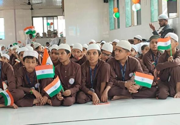 یوپی میں چار ہزار مدارس کی جانچ