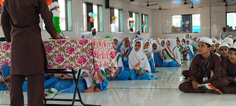 اتراکھنڈ میں مدرسہ بورڈ ختم، 452 مدارس کے 40 ہزار طلبہ ریاستی تعلیمی نظام میں شامل ہوں گے