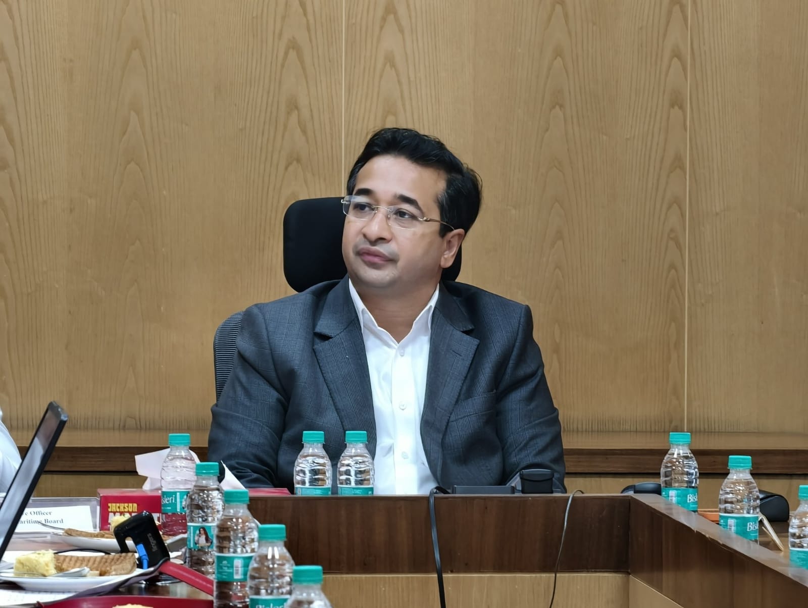 مالیگاؤں دفتر میں نماز پر ہنگامہ، نتیش رانے کا مدارس بند کرنے کا مطالبہ