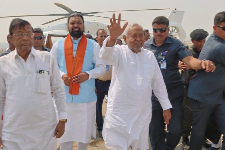 نتیش کمار کے راجیہ سبھا جانے کی قیاس آرائیوں کے درمیان اقلیتی طبقہ فکرمند